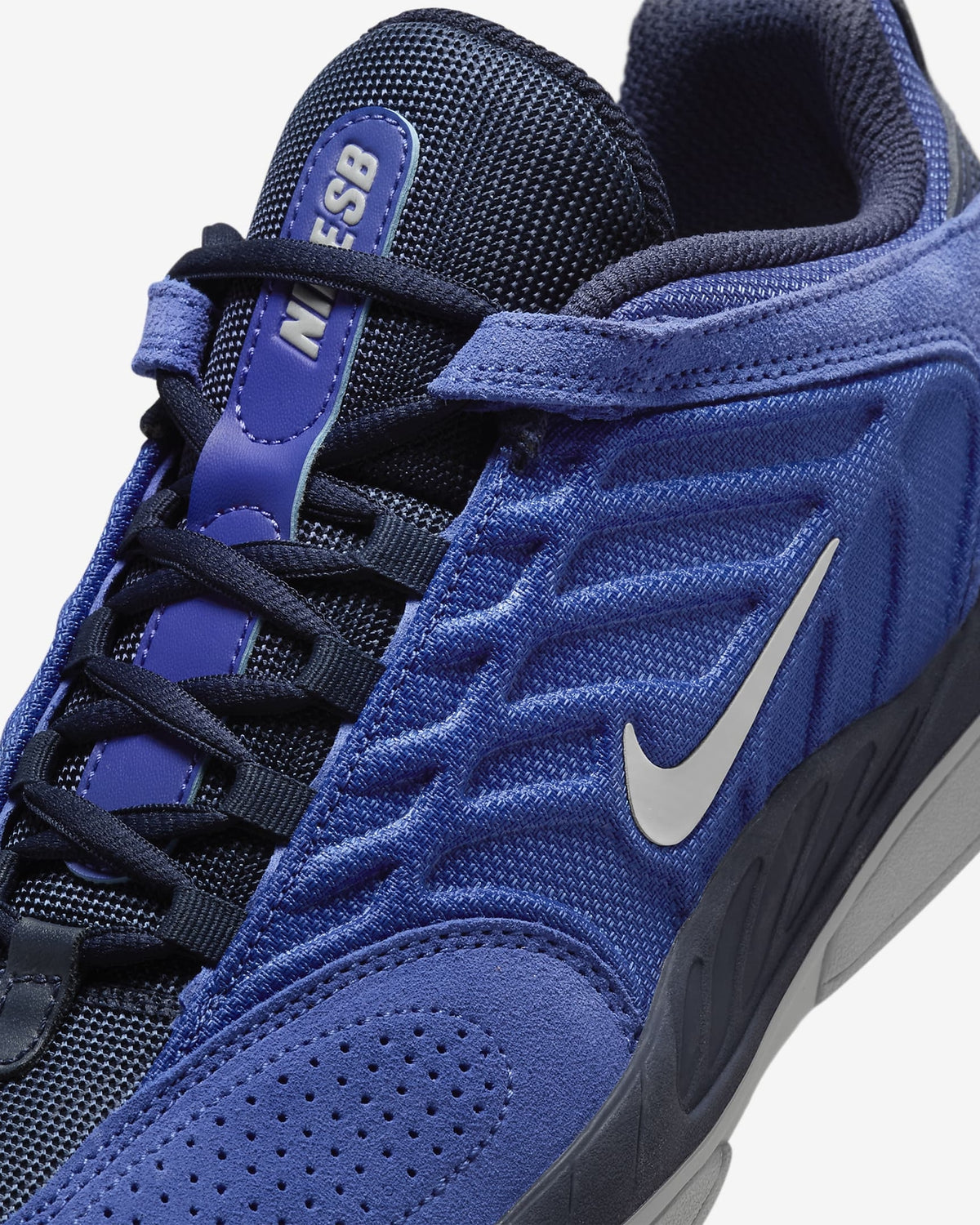 FD4691-400 Nike SB Vertebrae Astronomy Blue Obsidian Midnight Navy Wolf (Men's)