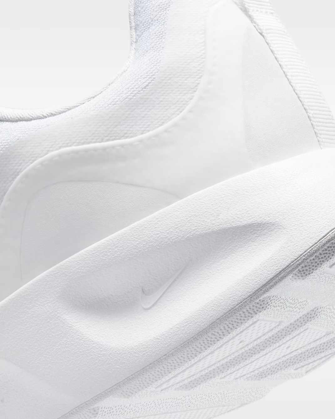 CJ1677-102 Nike Wearallday Triple White (Women's)