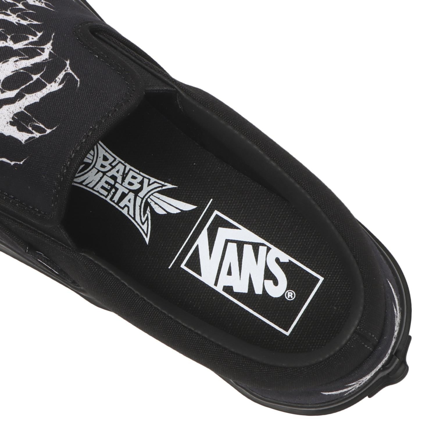 702999-0001 BABYMETAL Vans Slip-On Black White (V98CF BABYMETAL) (Men's)