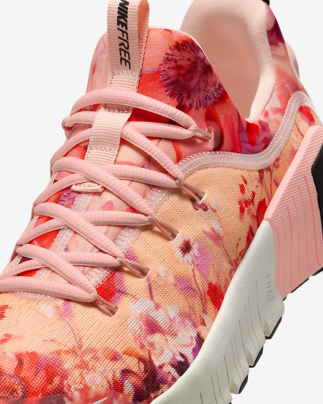 IB6902-600 Nike Free Metcon 6 AMP Washed Coral Black Sail (Women's)