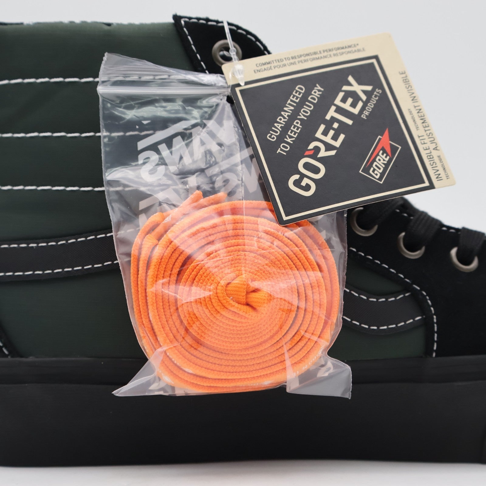 VN000DCBYJ7 Vans Sk8-Hi GORE-TEX Outdoor Black Green (Men's)