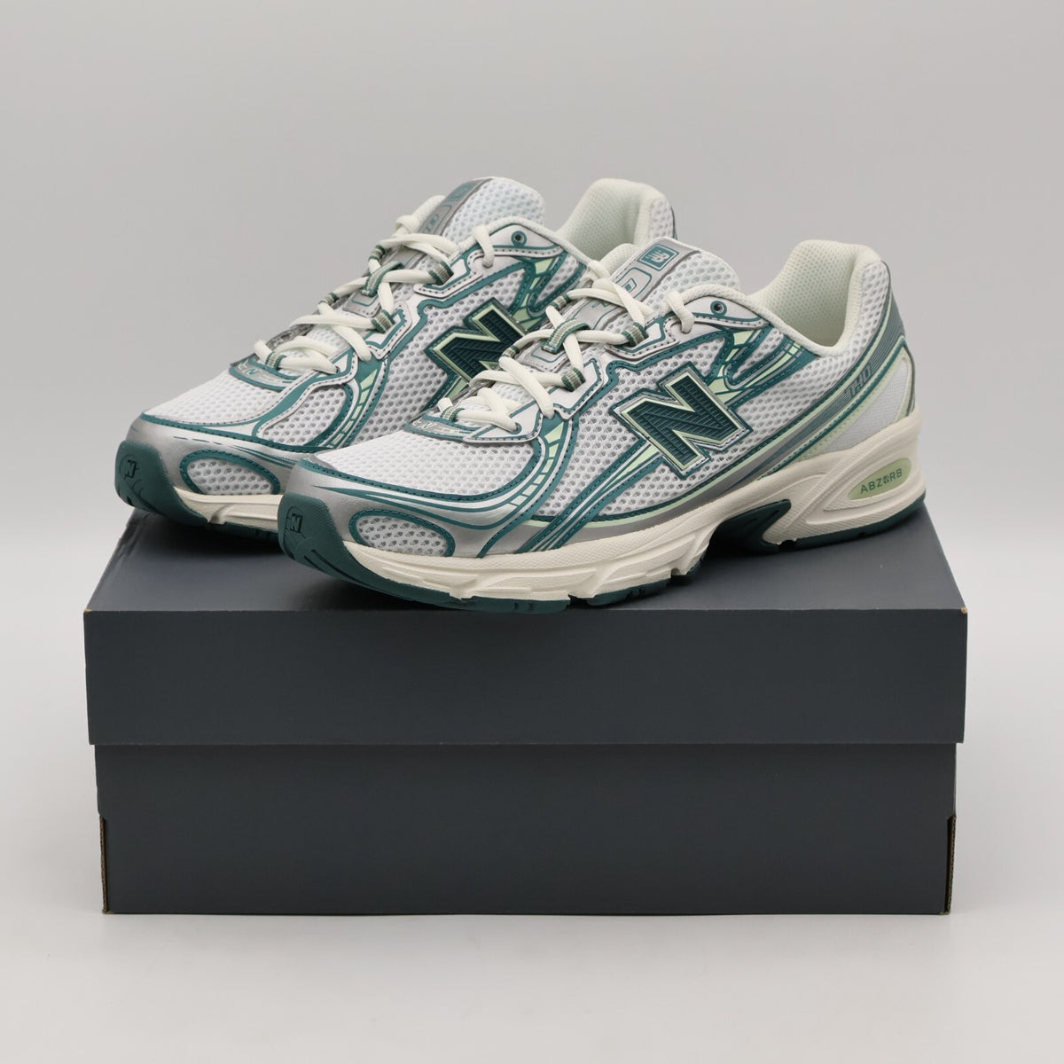 U740GR2 New Balance 740V2 White Marsh Green (Men's)