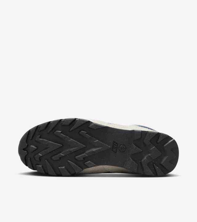 FD0212-100 Nike ACG Torre Mid Light Orewood Brown and Navy (Men's)