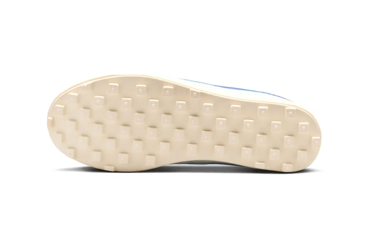 II1248-101 Nike Astrograbber Textile "Sail/Muslin" (Women's)