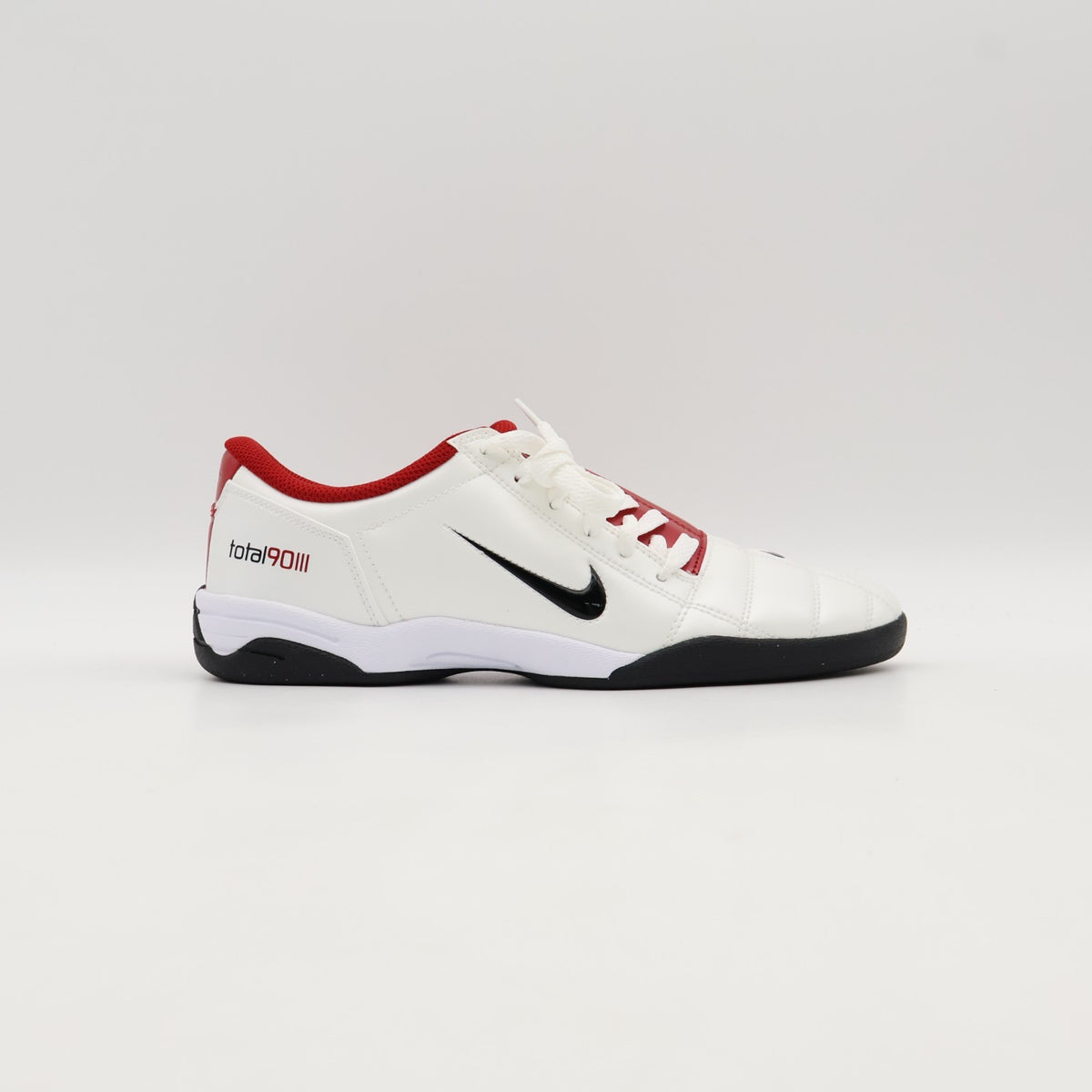 HQ2851-100 Nike Total 90 3 White Gym Red Black (Men's)