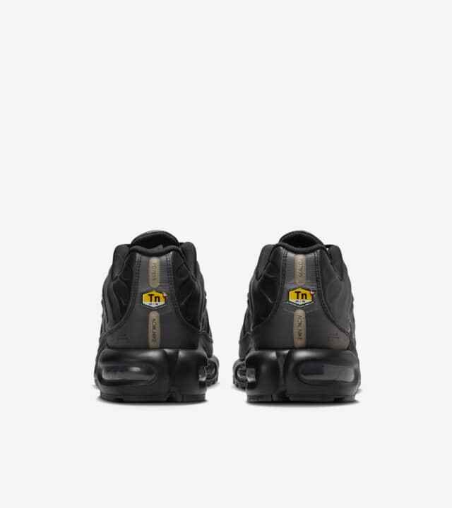 FD7855-001 A-COLD-WALL* Nike Air Max Plus Onyx (Men's)