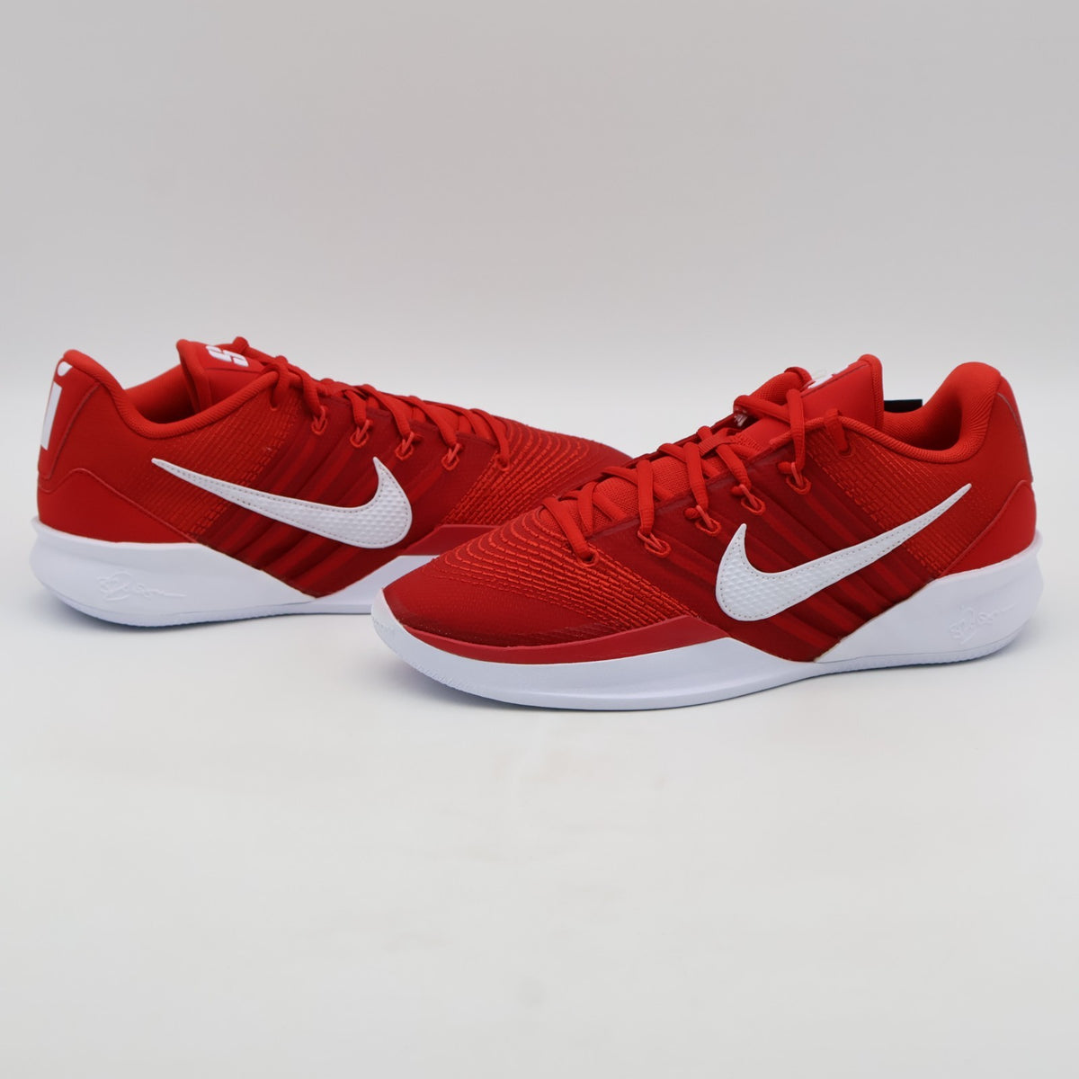 IQ9033-600 NIke Sabrina 3 EP University Red Track Red Bright Crimson (Women's)