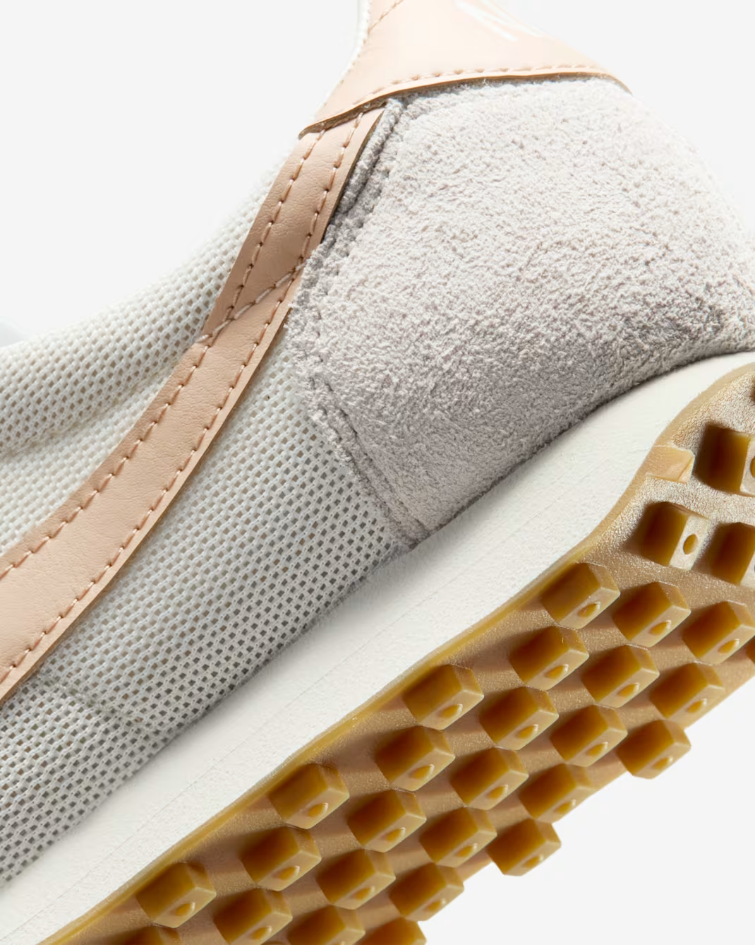 HF3227-104 Nike LD-1000 Sail Gum Light Brown Shimmer (Women's)