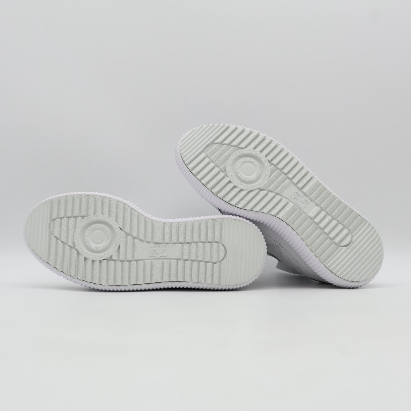 1183B873-101 Onitsuka Tiger Delecity White (Men's)