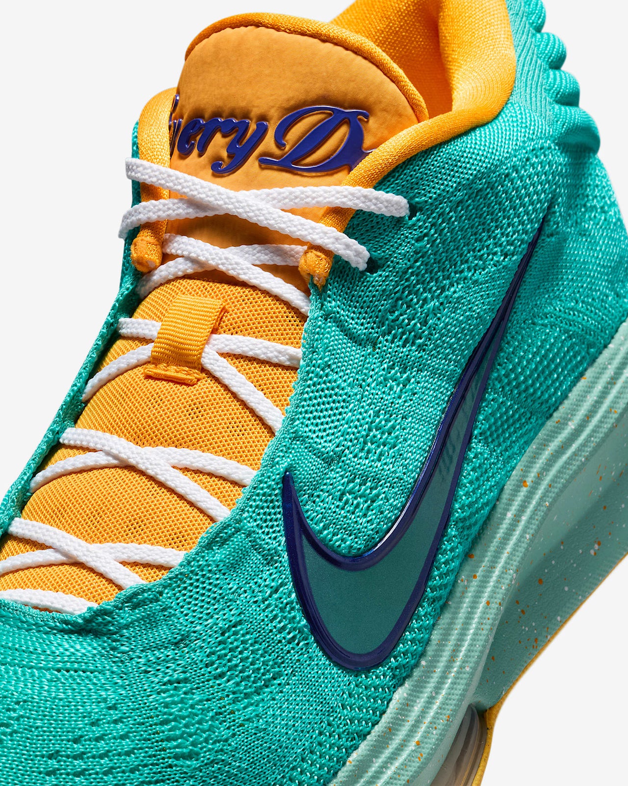 IF2521-300 IF2520-300 Victor Wembanyama Nike Zoom GT Hustle 3 Dusty (Men's)