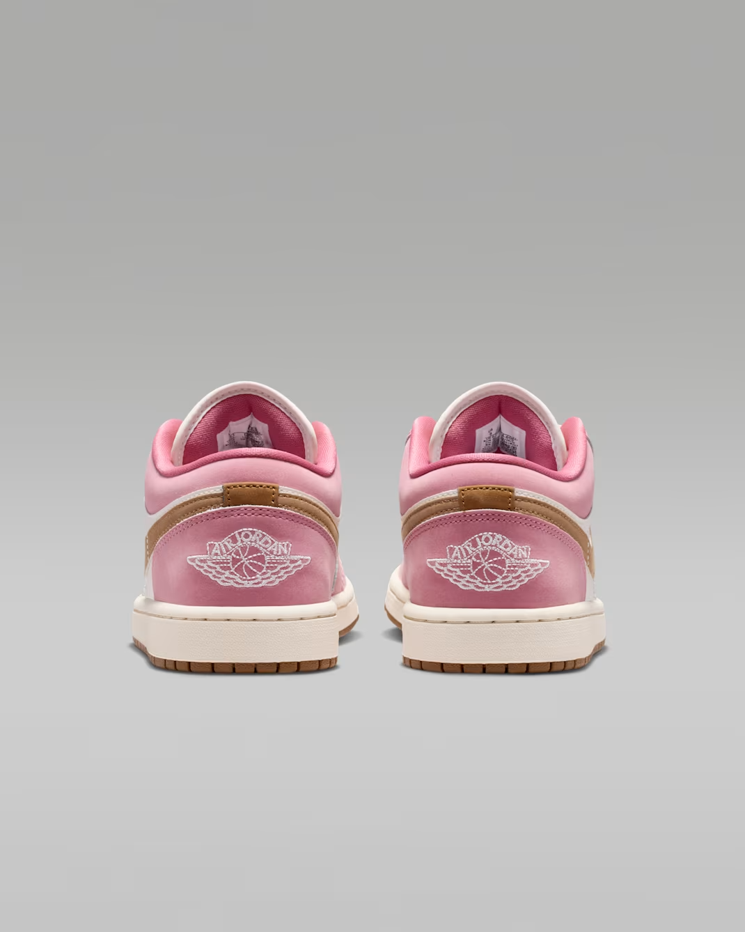 DC0774-609 Nike Air Jordan 1 Low (Women's)