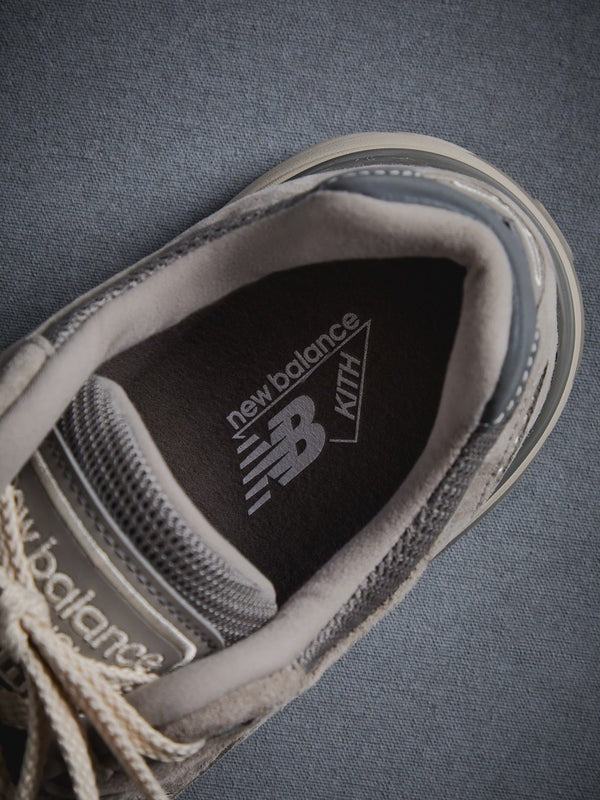 M991KI1 KITH 101 New Balance 991 Vetiver (Men's)