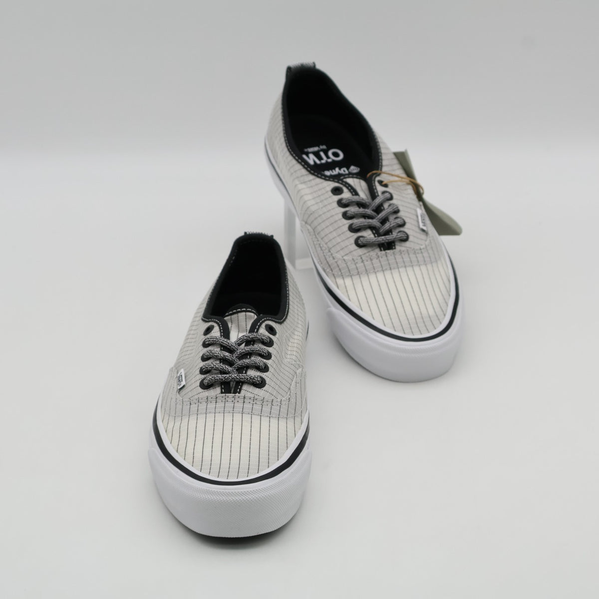 VN000EH1BA2 OTW by Vans Authentic 44 HT Vibram Black White (Men's)