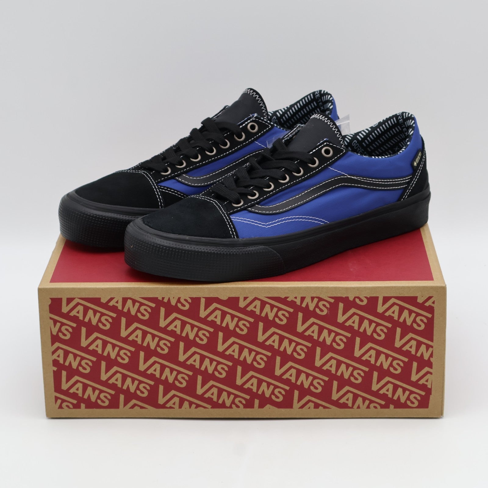 VN000DCDY61 Vans Old Skool GORE-TEX Outdoor Black Blue (Men's)