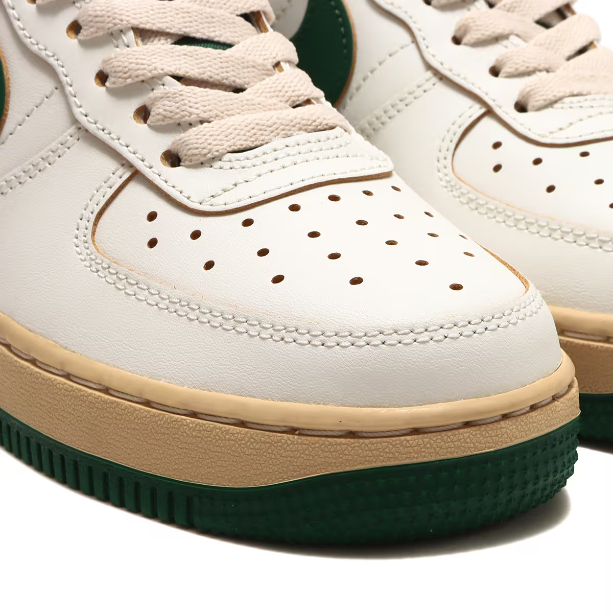 DZ4764-133 Nike Air Force 1 Low "Green and Muslin" (Women's)
