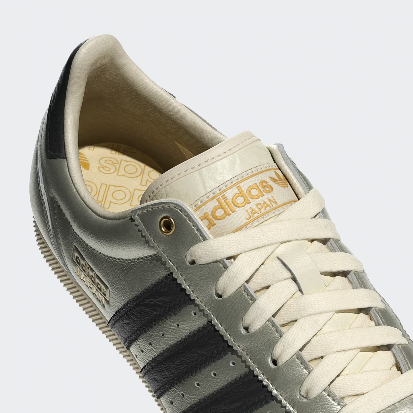 JS4015 adidas Originals Women's Japan Alumina Core Black Cream White (Women's)