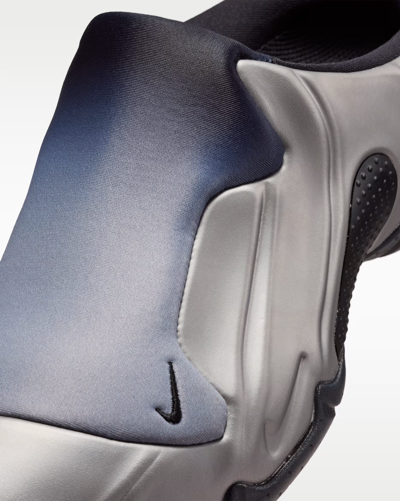 IR5919-044 Nike Clogposite "Metallic Dark Grey" (Men's)