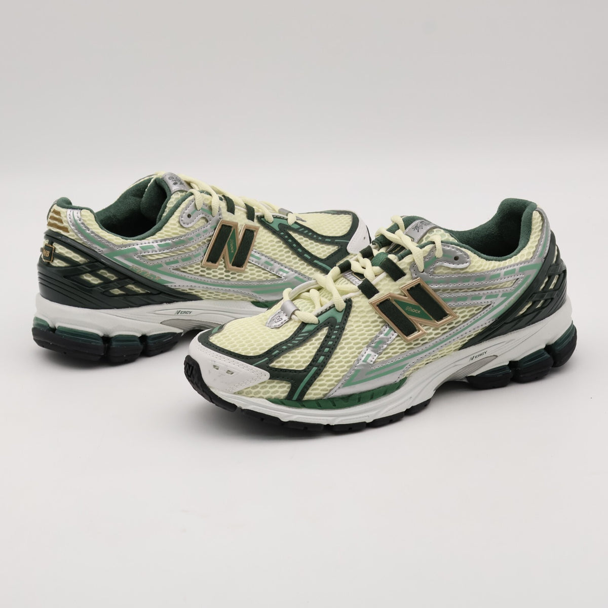 M1906RL1 AimÃ© Leon Dore New Balance 1906R Jade White Green Gold Silver (Men's)