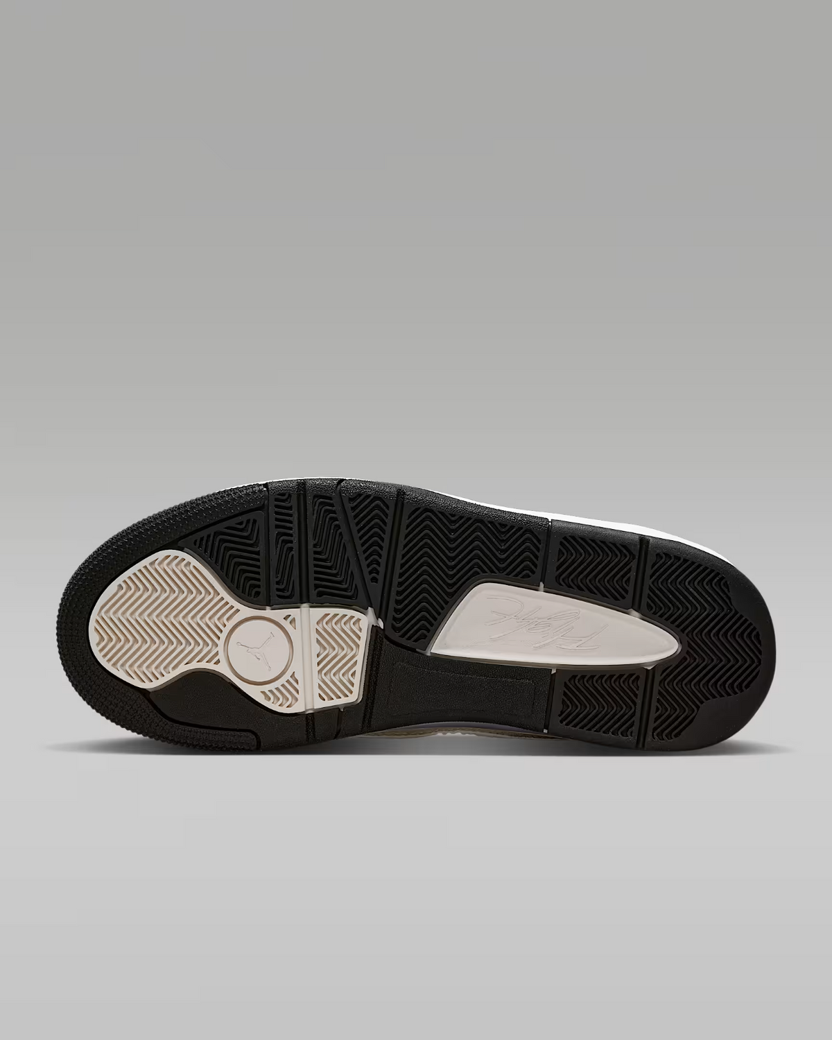 IH4105-113  Nike Jordan Flight Court  Shoes Coconut Milk  (Womenâs)