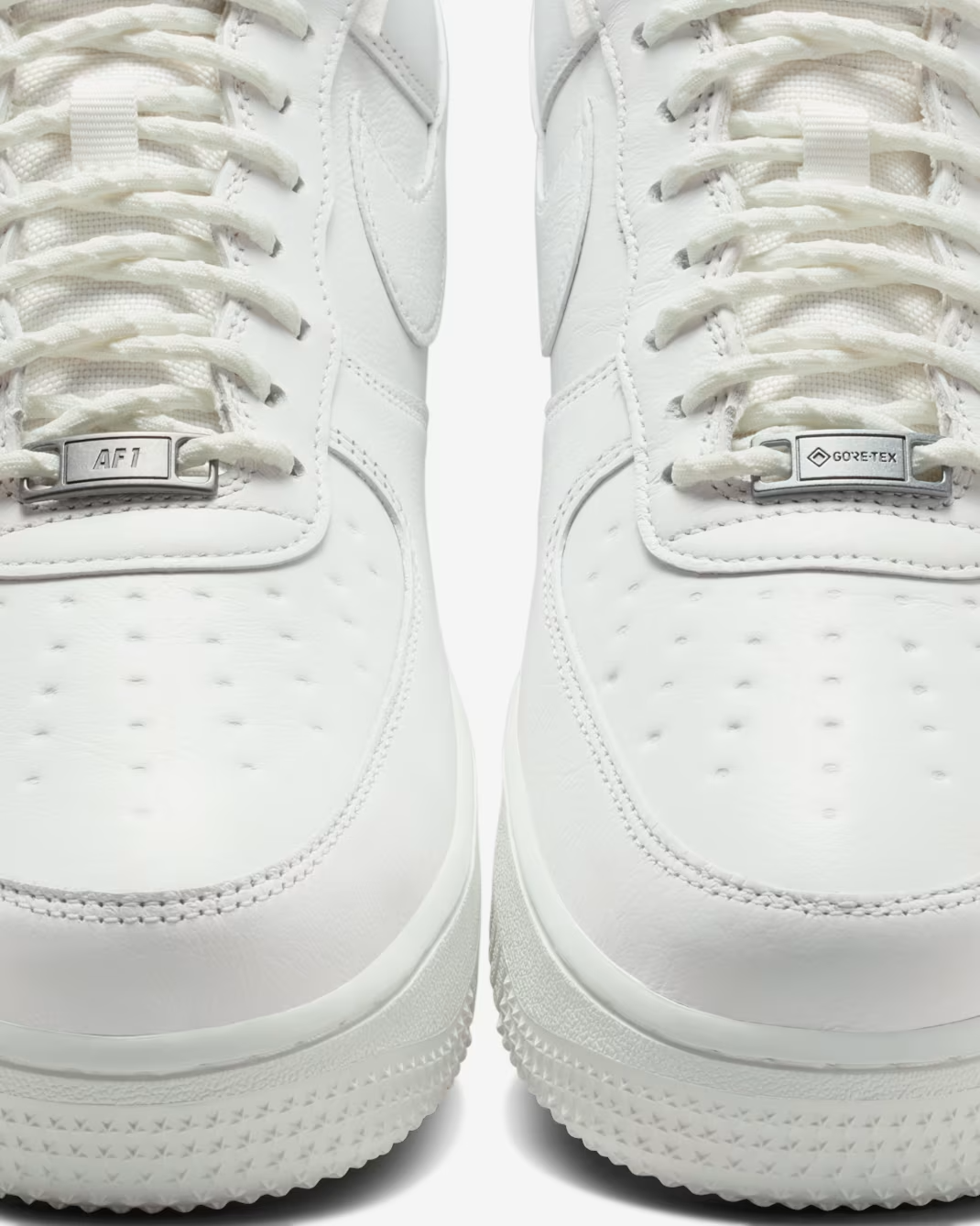 HV5953-100 Nike Air Force 1 Low GORE-TEX Vibram Summit White (Men's)
