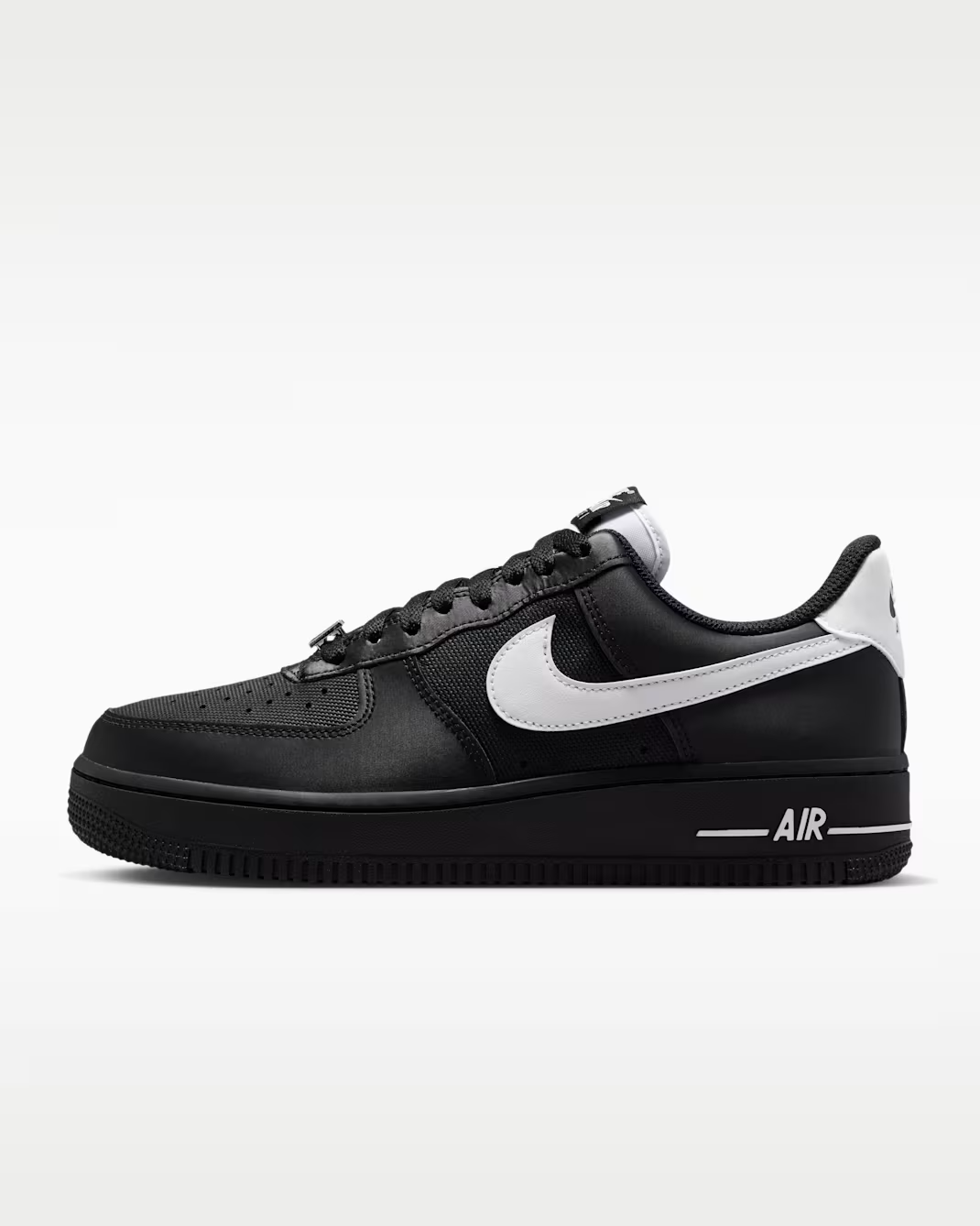 IV4721-001 Nike Air Force 1 Low '07 SE "Black/White" (Women's)