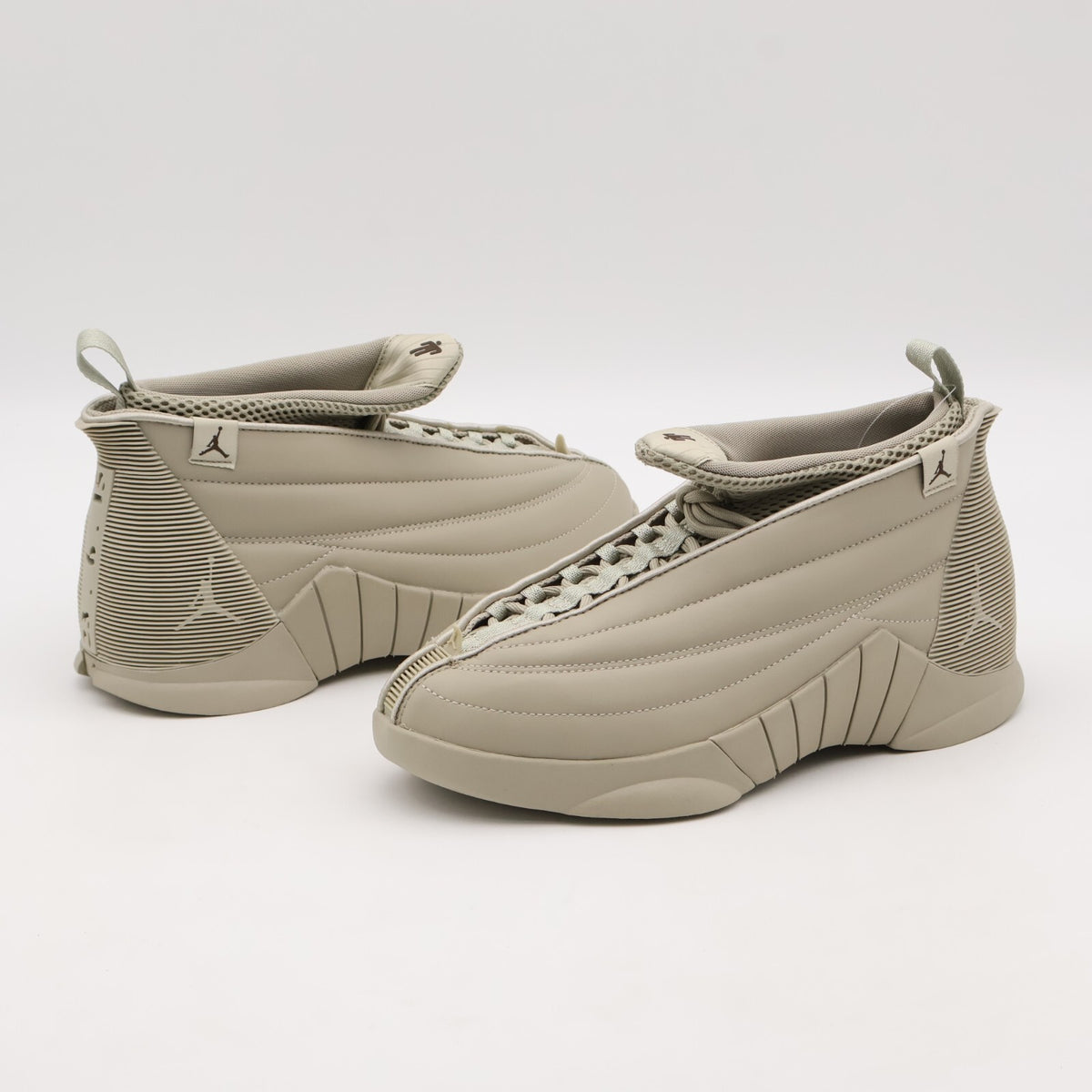 DN2863-200 Billie Eilish Ã Nike WMNS Air Jordan 15 SP