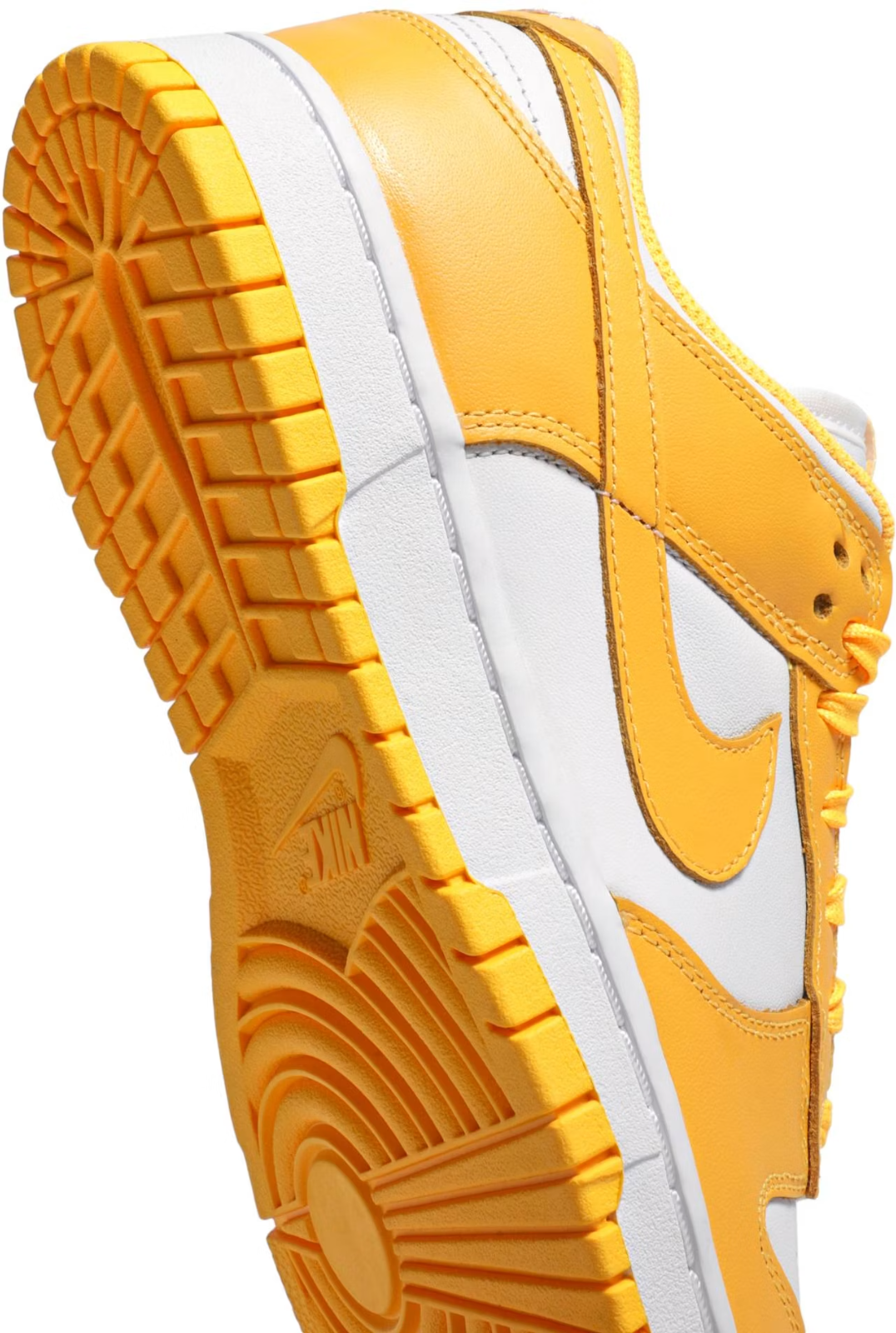 DD1503-800 DD1503-800 Nike Dunk Low "Laser Orange" (Women's)