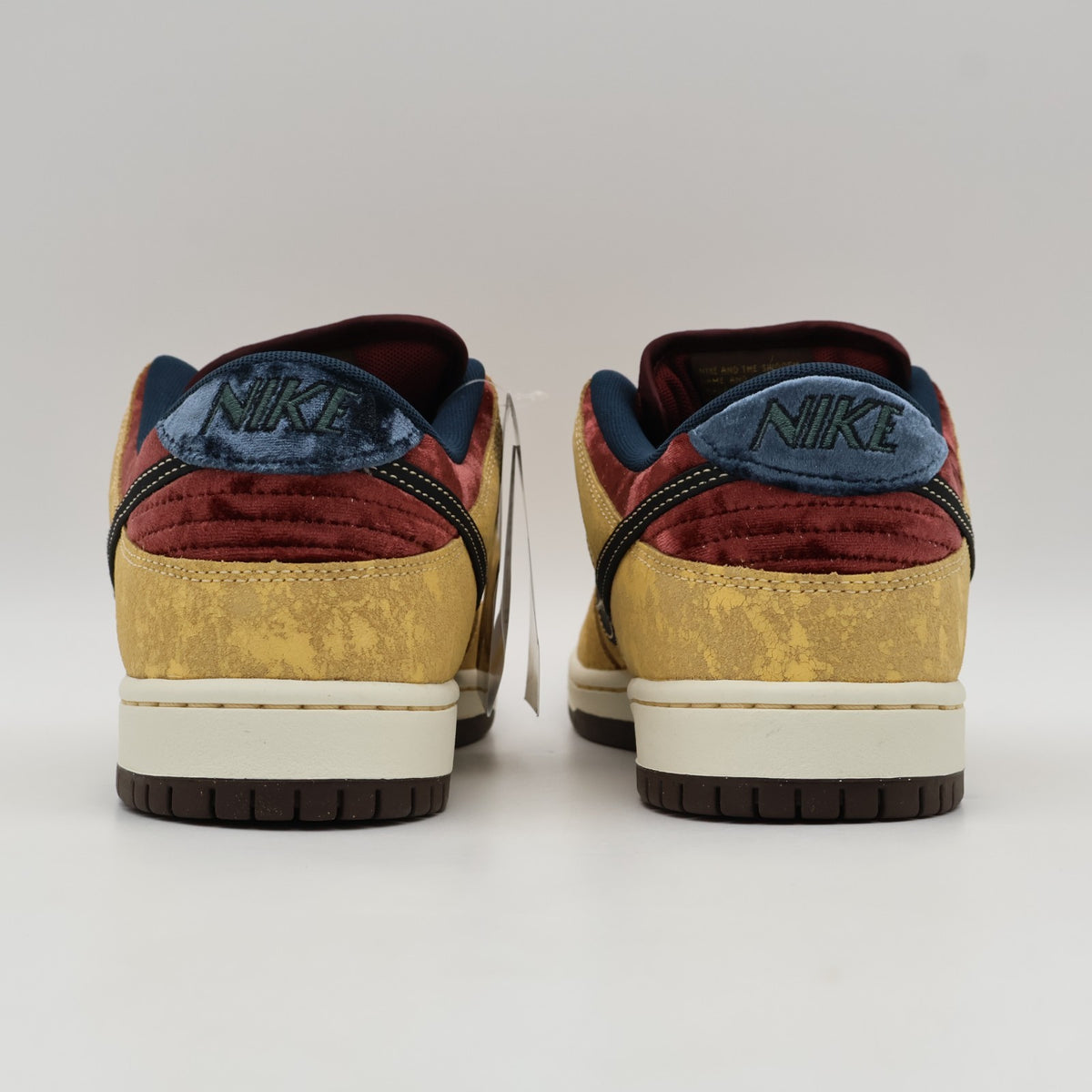 FZ1278-200 Nike SB Dunk Low City of Cinema (Men's)