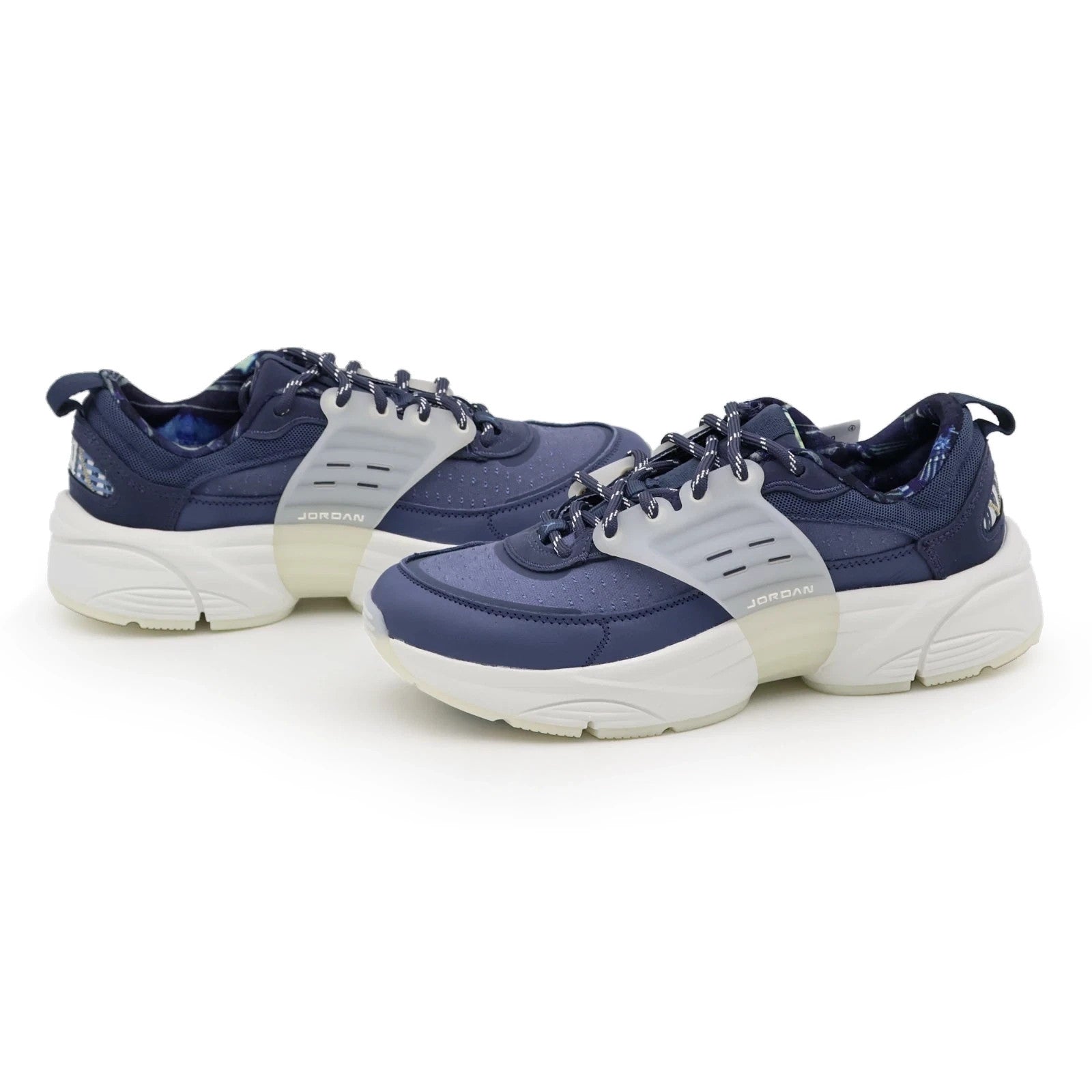 IR7254-499 Nike Jordan Trunner O/S Diffused Blue (Men's)