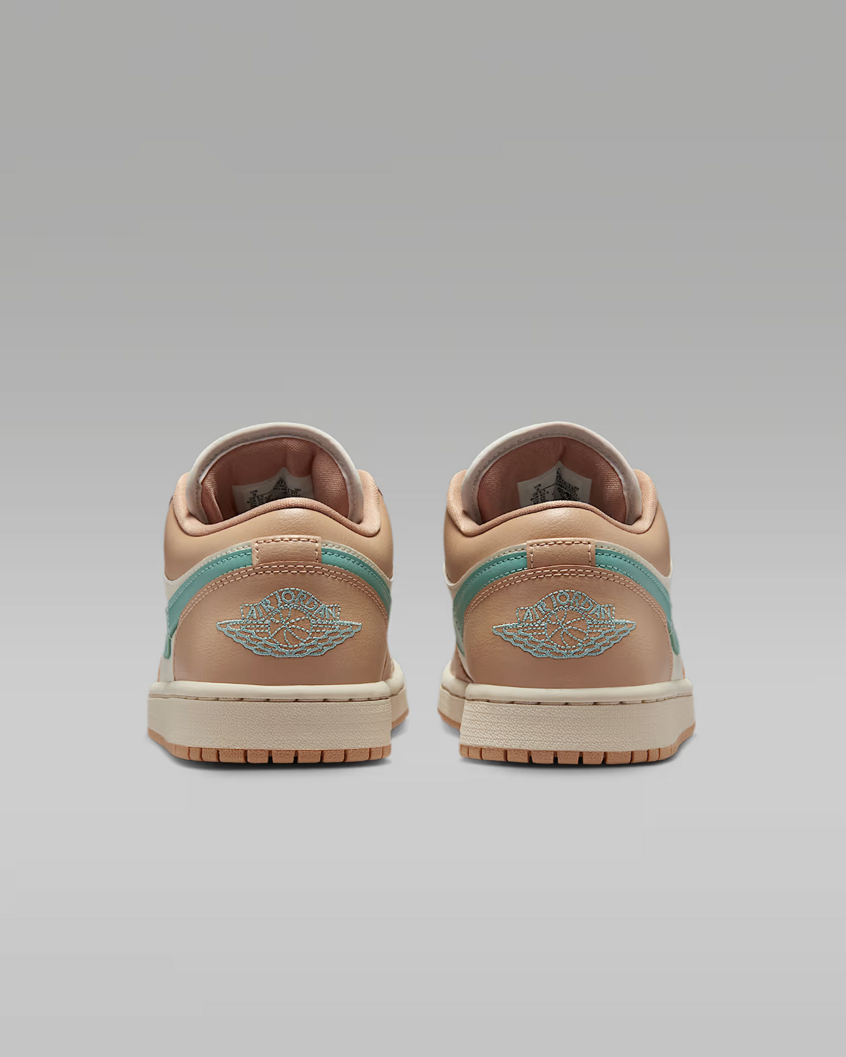 DC0774-130 Nike  Air Jordan 1 Low Hemp (Women's)