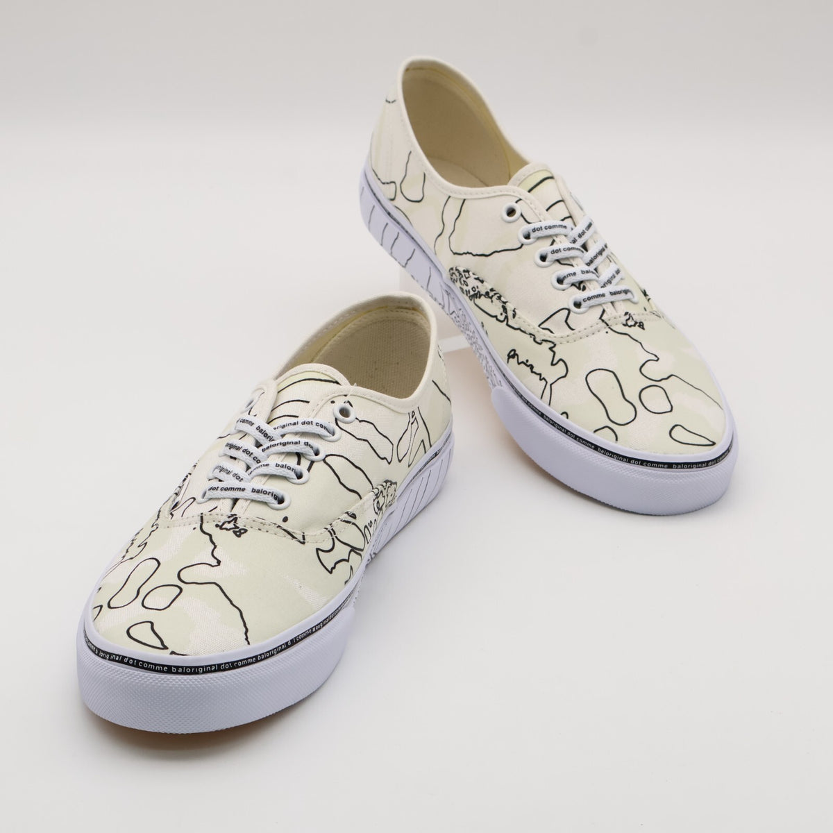 684481-0001 Bal Vans Authentic Natural Off White Line Drawing (Men's)