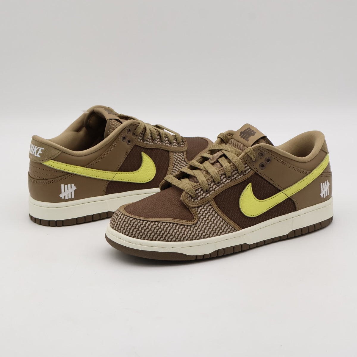 DH3061-200 Nike Dunk Low SP x Undefeated Brown Canteen Lemon Frost Palomino