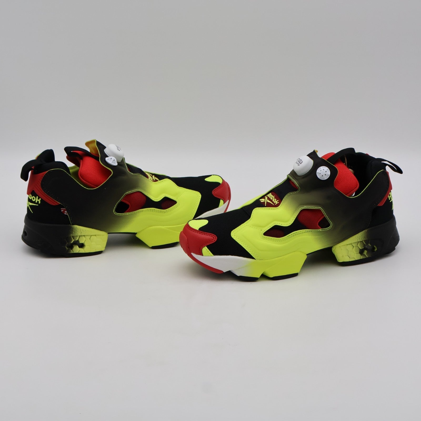 100230809 Reebok Instapump Fury 94 Vector Red (Men's)