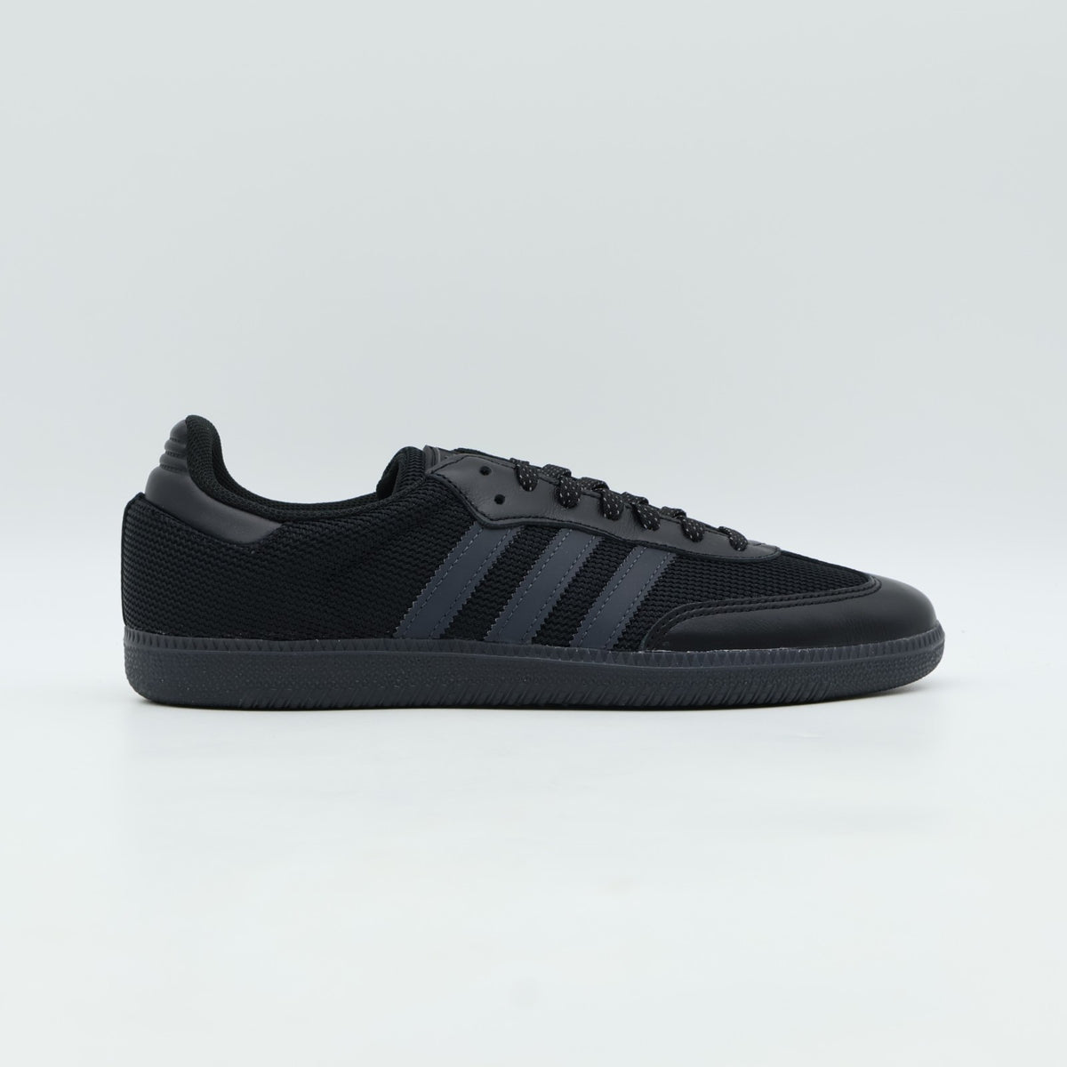 JR0901 adidas Originals Samba OG Core Black Carbon Silver Metallic (Men's)