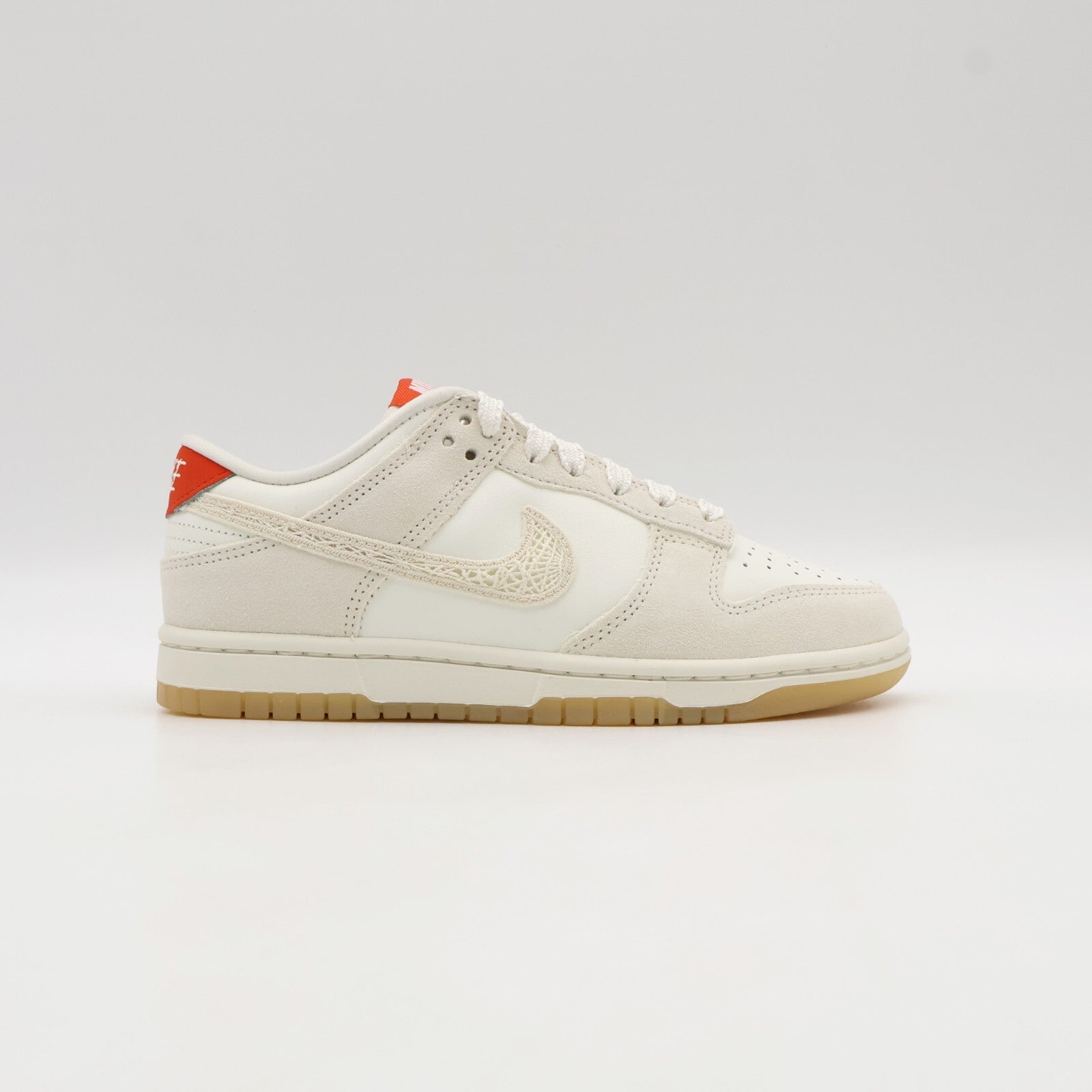 HV5231-133 Nike Dunk Low Shoes (Women's)