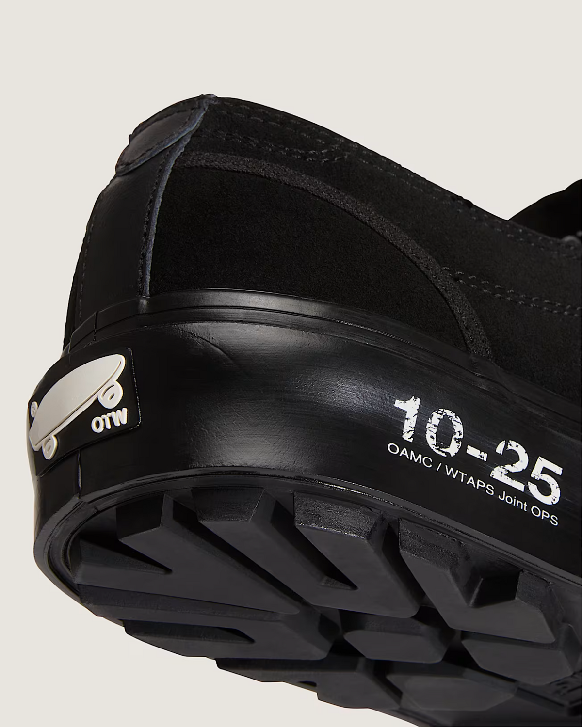 VN000MYHCJI WTAPS OAMC Vans OTW Seylynn Lug Black (Men's)