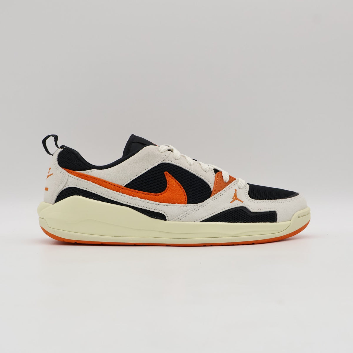 HJ6777-018 Nike Jordan CMFT Era Shattered Backboard (Men's)