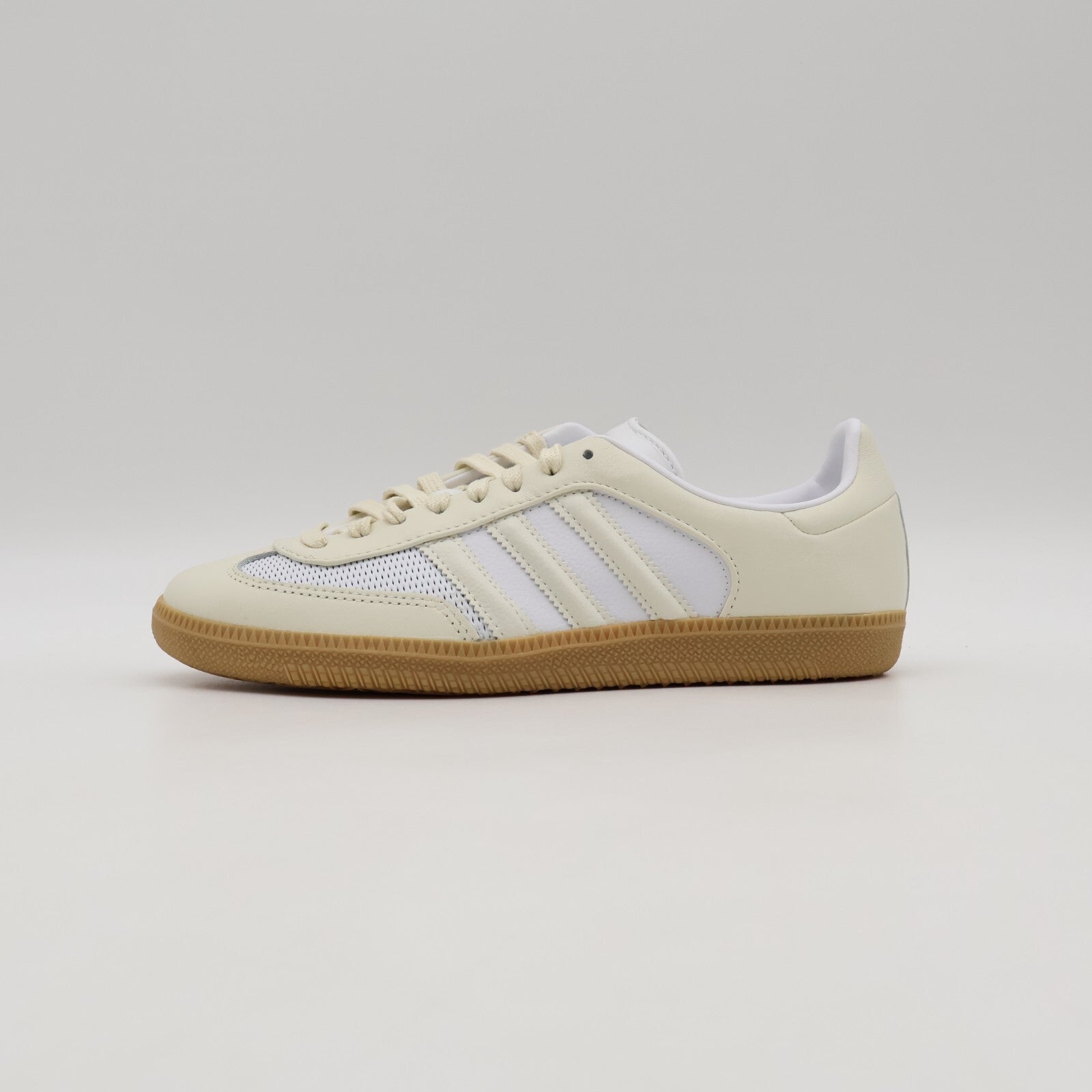JI2064 adidas Originals Samba OG Cloud White Off White Gum (Women's)