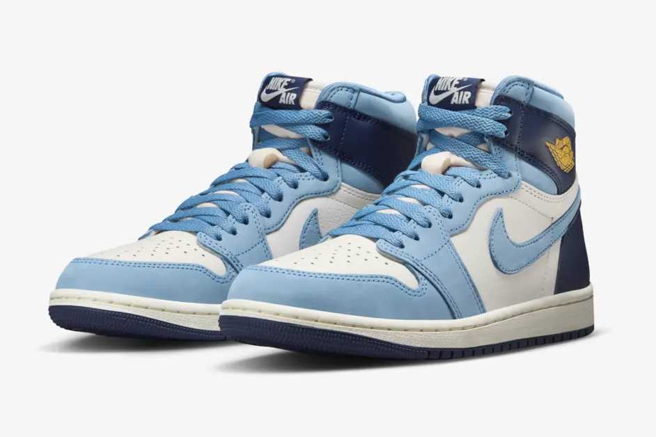 FD2596-400 Nike Air Jordan 1 Retro High OG First in Flight (Women's)