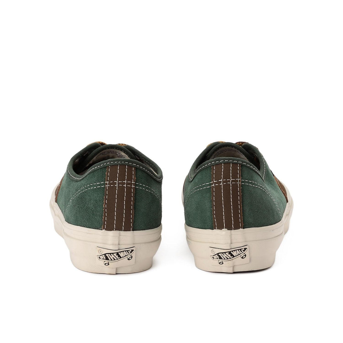 VN000Z6RTD8 Vans PREMIUM AUTHENTIC 44 (Men's)