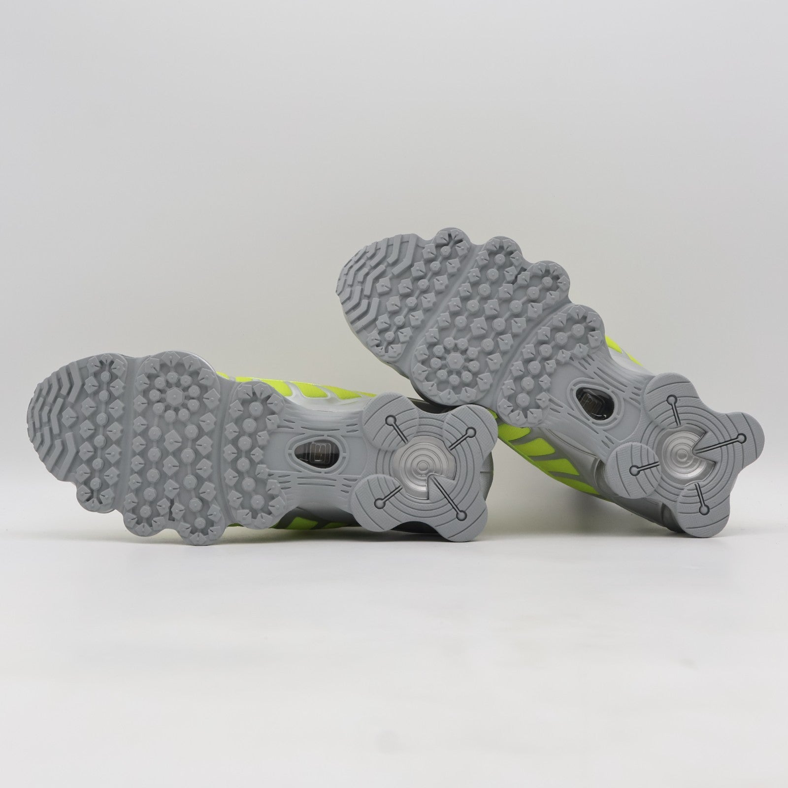IH1336-700 Nike Shox TL Yellow Fade (Women's)