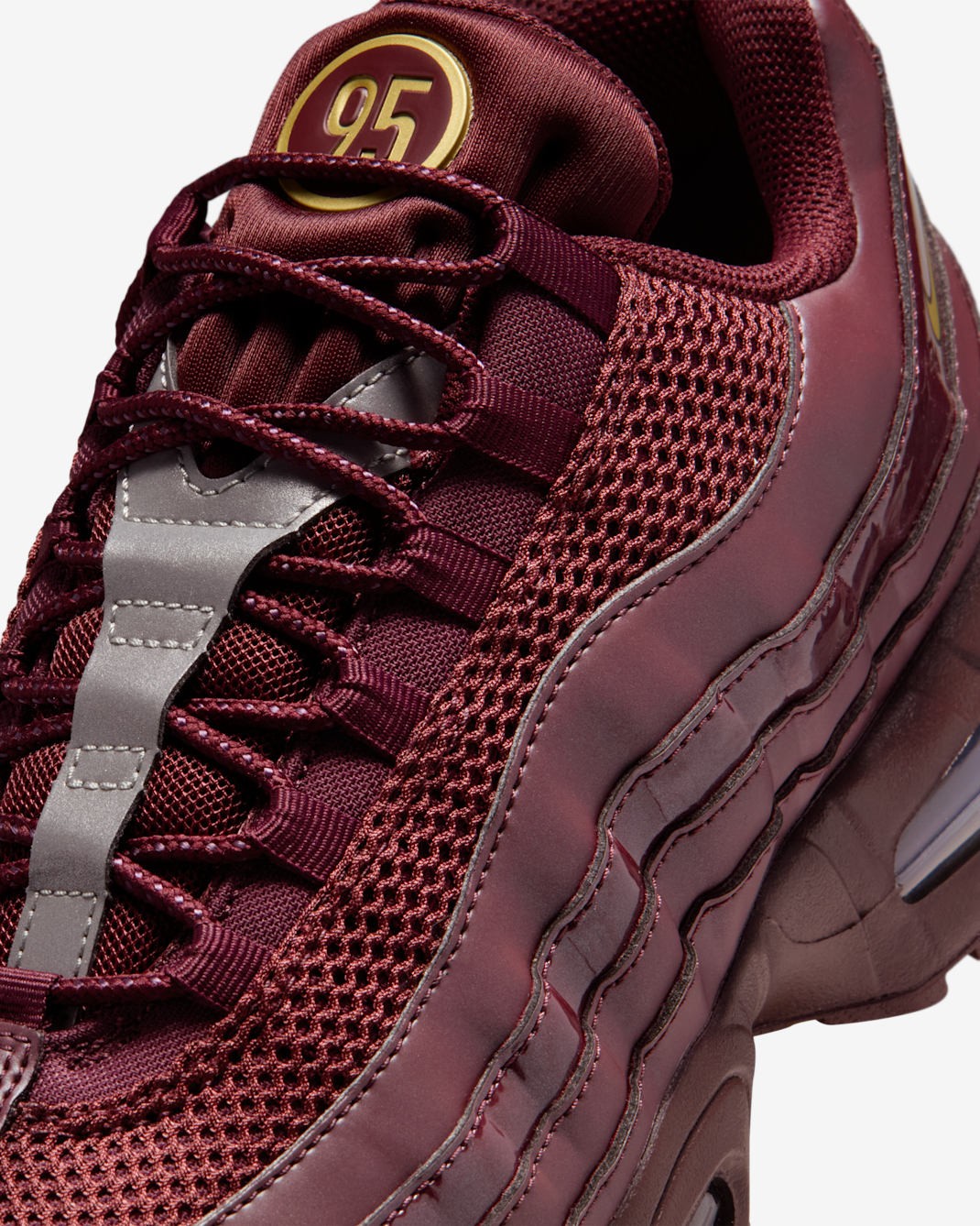 IB6830-601 Nike Air Max 95 SE Big Bubble Total 90 Burgundy Crush (Men's)