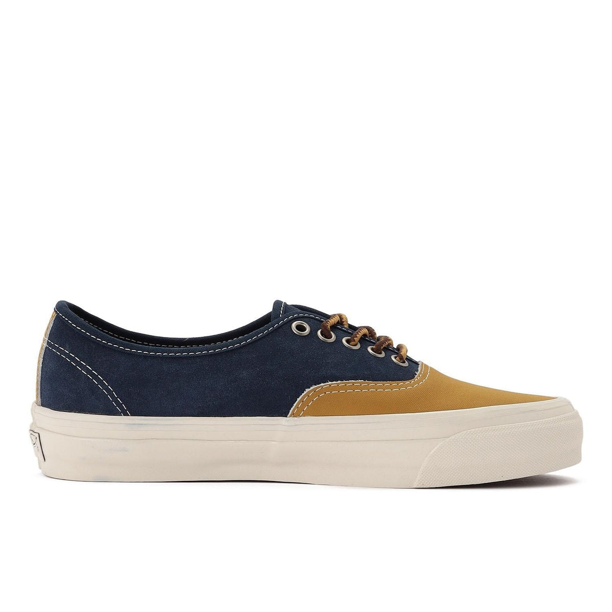 VN000Z6RLKZ Vans PREMIUM AUTHENTIC 44 (Men's)