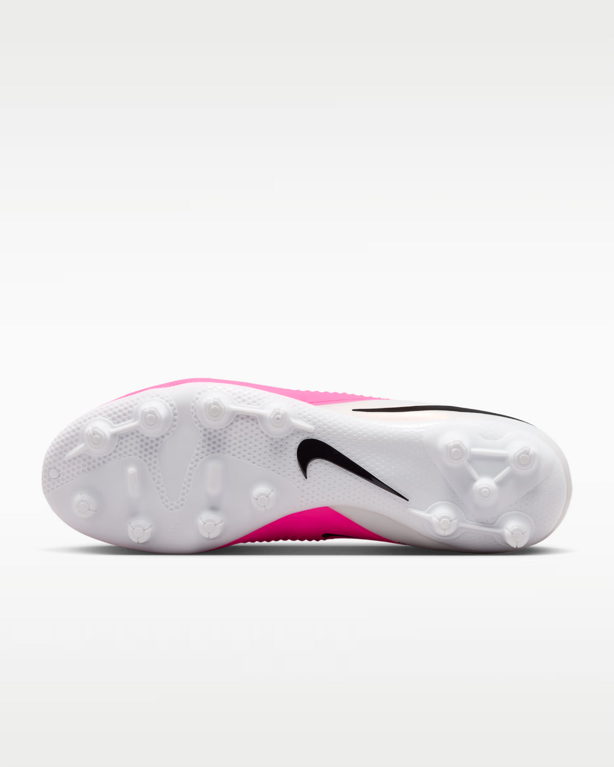 IQ1885-900 Nike Phantom 6 Low Pro Hard-Ground Soccer Cleats (Men's)
