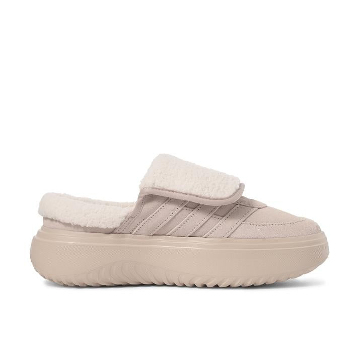 JS4997 adidas GRAND COURT MULE (Women's)