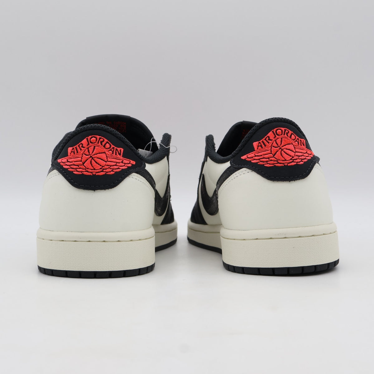 HF8828-100 Paris Saint Germain Nike Air Jordan 1 Low OG Pink Oxford (Men's)