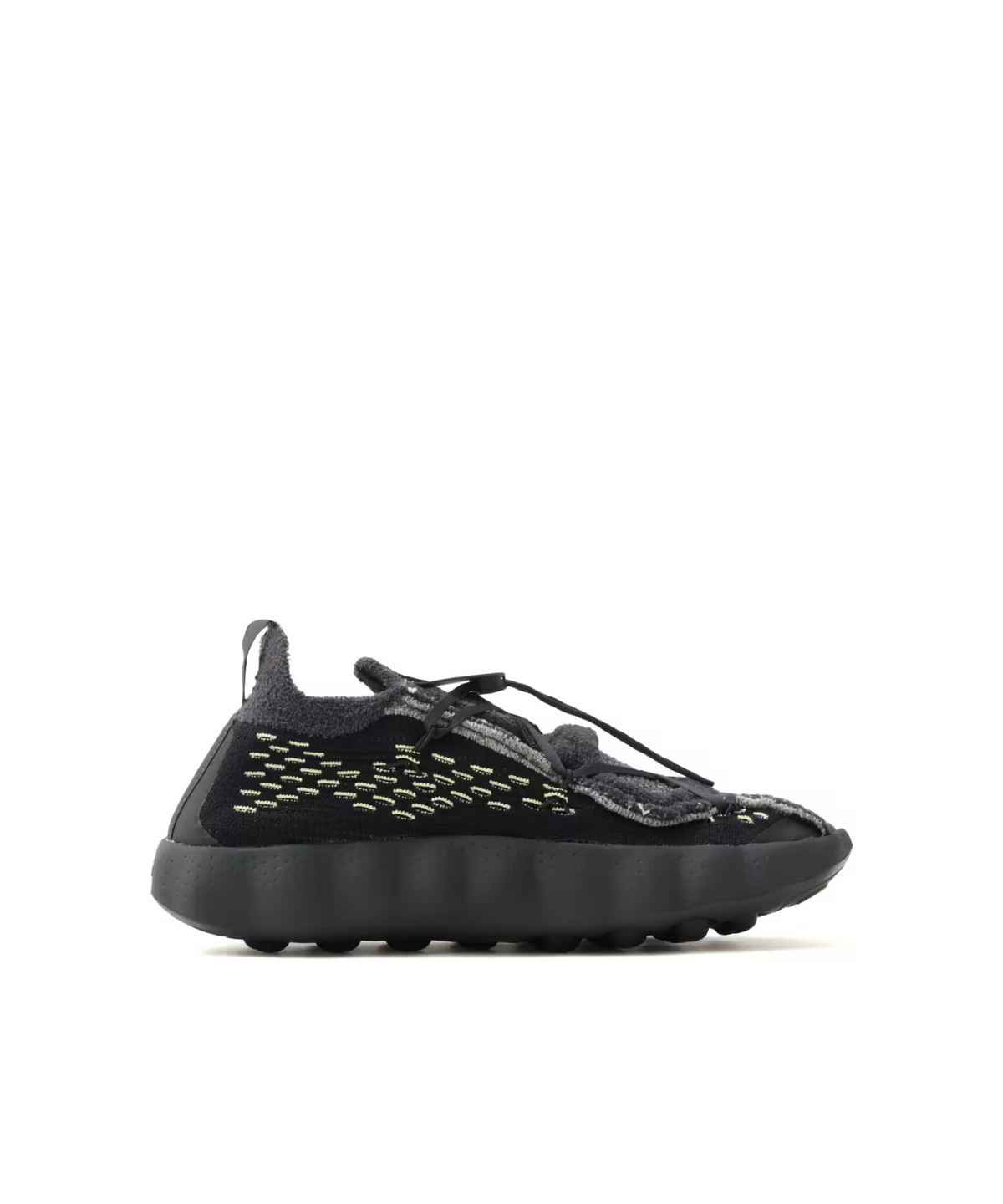 IR2176-002 Nike Mind 002 FK QS "Black/Dk Smoke Grey" (Men's)
