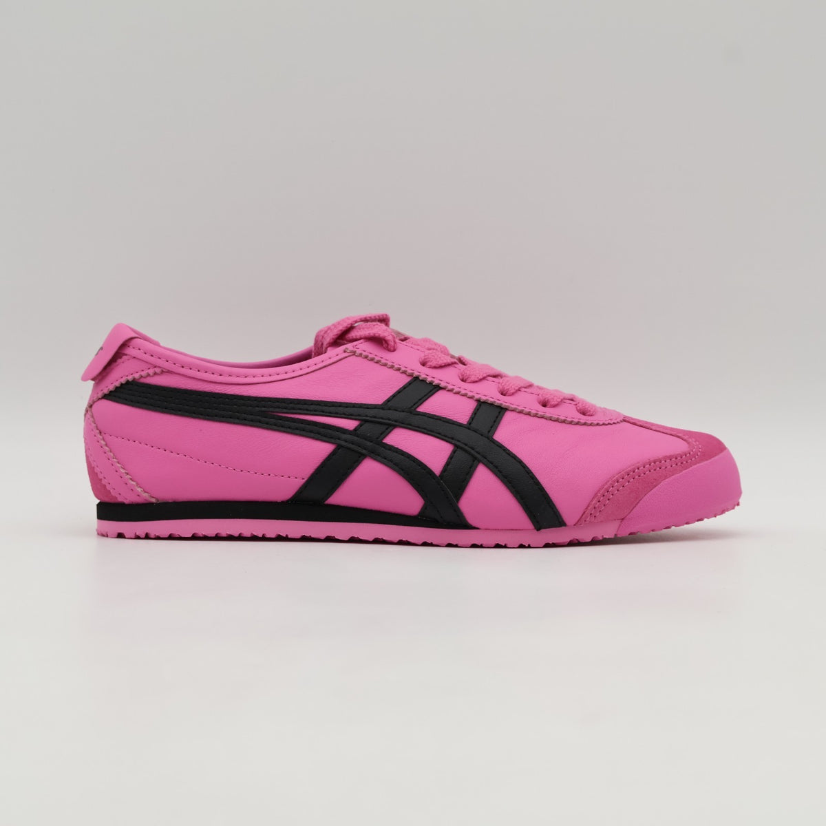 1183C102-701 Onitsuka Tiger MEXICO 66 DRAGON FRUIT BLACK (Men's)