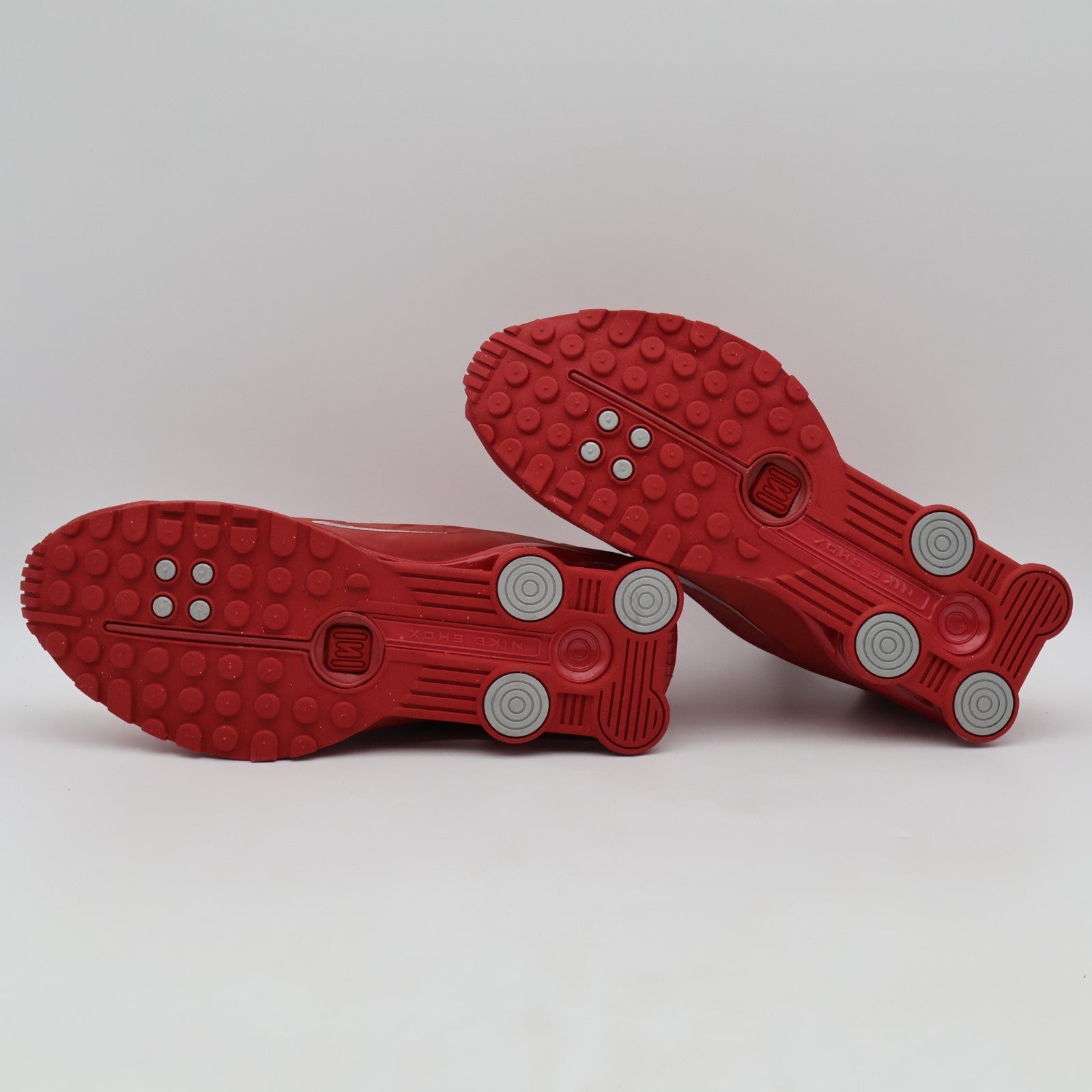 IQ0608-687 Nike Shox R4 Gym Red Metallic Silver (Men's)