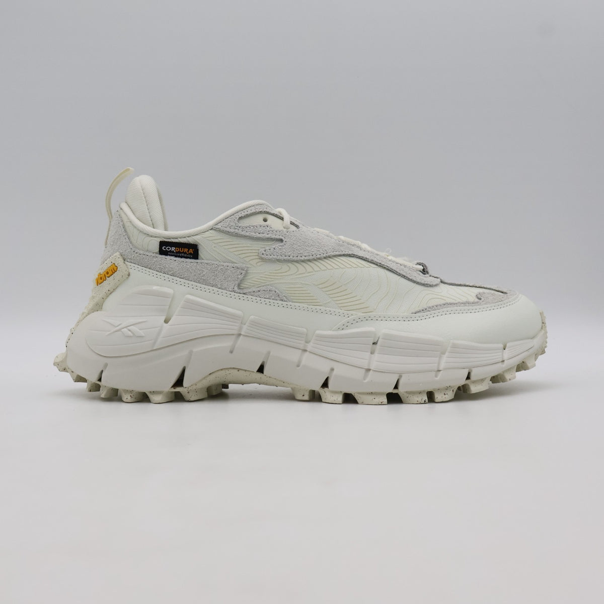 100254710 Reebok Zig Kinetica 2.5 Edge Chalk (Men's)